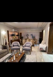 Ash Shiḩr Villa | الشحر