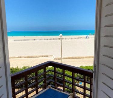 Alexandria - Mediterranean Coast Chalet De Esquí | اول صف على البحر مارينا الساحل الشمالي0 هـ