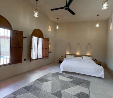 Nizwa Villa | بيت أرض الثراء Rich Land House