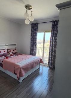 Al-'Amriyah Chalet De Esquí | شاليه بورتو جولف