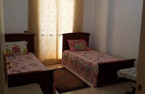 Al-Janayin Chalet De Esquí | شاليه غرفتين مكيف بالكامل