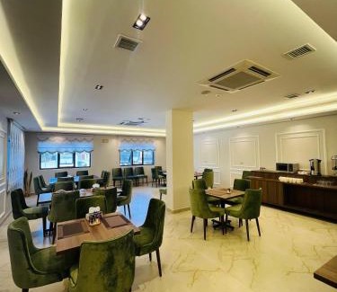 Ma'an Hotel | فندق الأمراء بلازا