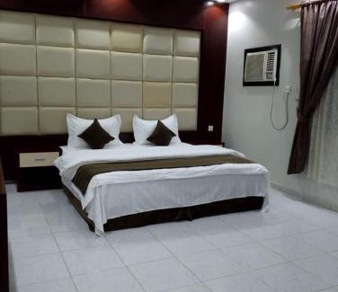 Baish Hotel | فنون راحتي للشقق المخدومة