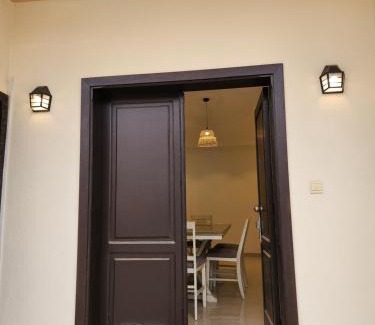 Al Kura Apartamento | قصر الهدوء