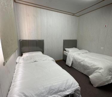 Western Province Chalet De Esquí | كوخ الملاذ الريفي MalathCottage