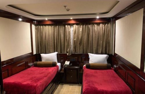 Cairo Hotel | مركب نايل كروز nile cruise