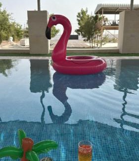 Falaj al Moalla Chalet De Esquí | مزرعه فلج المعلا