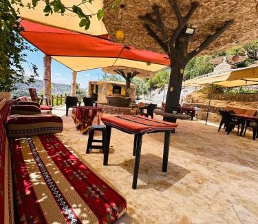Ajloun Cabina | منتزه واكواخ كركوش