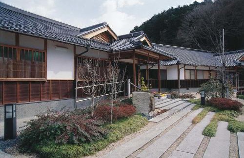 Maniwa Casa | なかつい陣屋