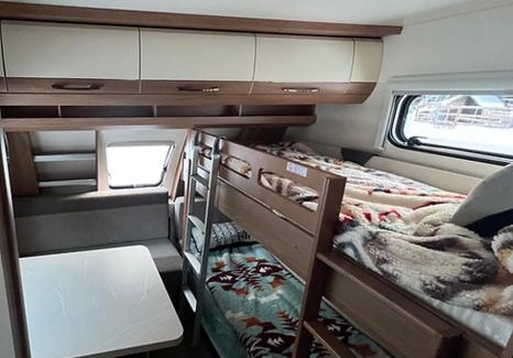 Eniwa Otro | キャンパーズエリア恵庭 TCS Village