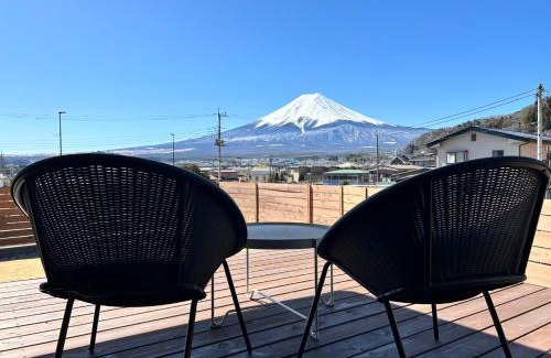 Fuefuki Villa | リノベーション済み古民家自然に囲まれた癒しの空間bamboo河口湖