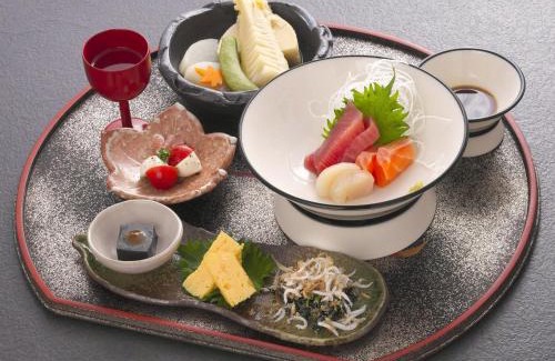 Kakegawa Casa | 割烹旅館月茂登