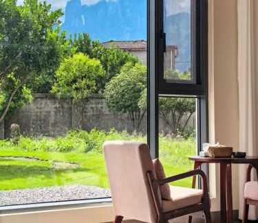 Yongding Casa | 张家界溪畔民宿-Zhangjiajie The Brookside Hotel