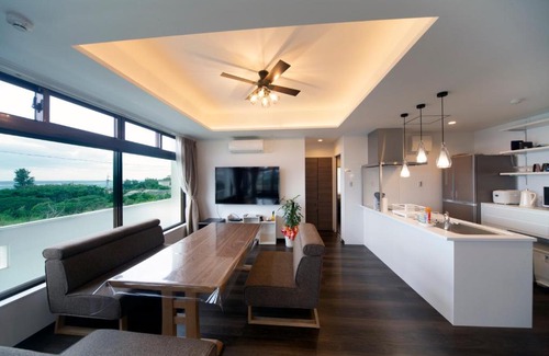 Maeda Villa | 恩納村カーチーベー