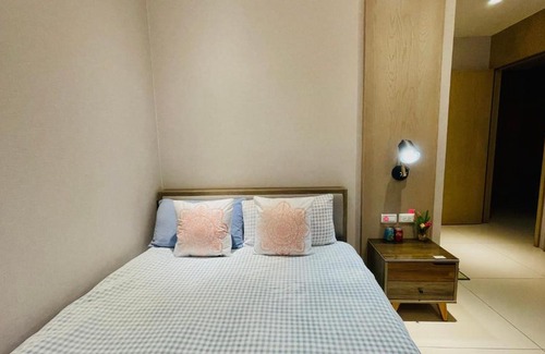 Xinzhuang Casa | 新莊區中正路高級雙人房,靠近丹鳳,回籠,輔大捷運站,新莊熱鬧地區