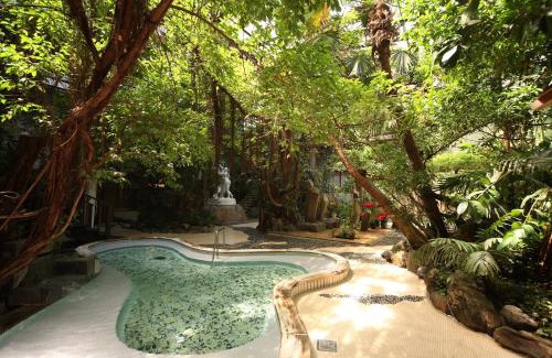 Asakura Hotel | 泰泉閣