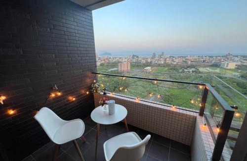 Toucheng Apartamento | 漫遊文旅溫泉宅一山海景觀陽台房一晚上7點入住一晚進晚退-21小時睡飽飽方案