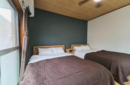 Inuyama Apartamento | 犬山口駅10分 80インチ映画館有 無料駐車場 ベッド6台 ソファベッド1台 83平米 最大10名宿泊可