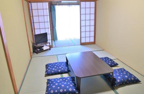 Nishina Hotel | 由㐂松