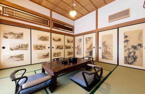 Kashima Casa | 総襖絵の宿 水頭別宅 Suito Bettaku 19 years old minimum age to stay