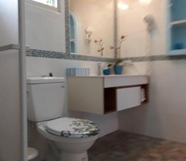 Hualien Cabina | 藍白舍