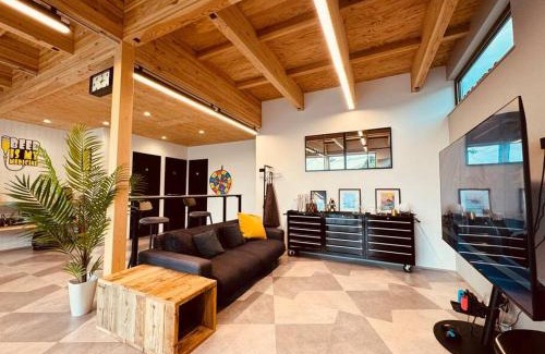 Yunoura Onsen Casa | 道後温泉本館まで車2分広々124m2貸切別荘大人数宿泊向