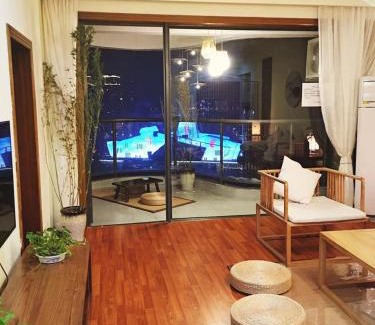Yuzhong Apartamento | 重庆两江云之上江景民宿意