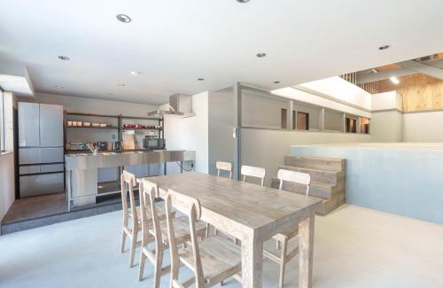 Ichinomiya Apartamento | 雨でも思いっきり楽しめる室内温水プールと室内BBQ-Casa CarpeDiem-