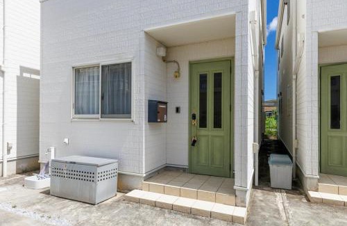 Maeda Apartamento | 青の洞窟まで車で3分の恩納海彩は完全プライベートの一棟貸