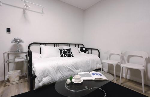 Bucheon Hotel | 부천 인생호텔