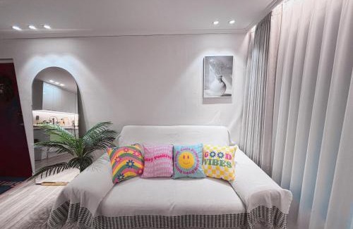 Bongcheon-dong Casa | 서울대입구역 근처 넓고 조용한 3룸 5베드 대가족 친구모임 추천