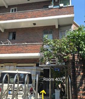 Gwangjin Casa | 화가의 집 -아차산역, 풀옵션 원룸 ,2베드 2인, 세탁기건조기, 장박, 건국대&세종대