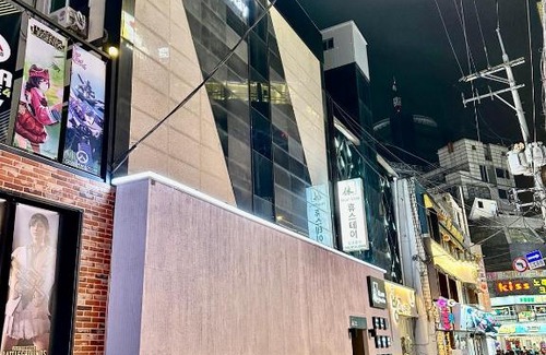 Bupyeong Hotel | 휴스테이