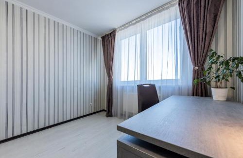 Dniprovs'kyi District Apartamento | 1-к Люкс Подобово поряд метро Чернігівська Дарниця ТЦ Серце Проспект МВЦ