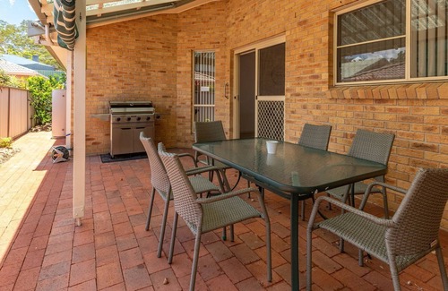 Tuncurry Villa | 1/4 Huntly Close Family Villa