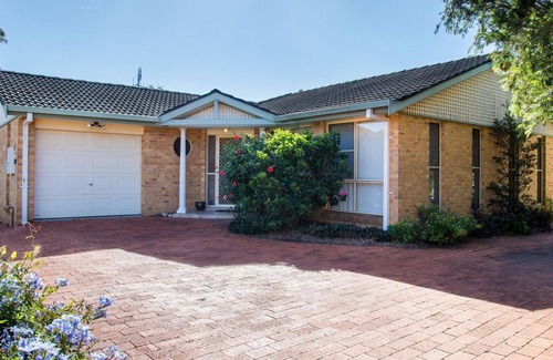 Tuncurry Villa | 1/4 Huntly Close Family Villa