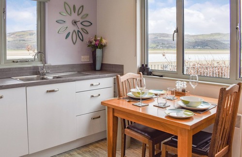 Penrhyndeudraeth Cabaña | 1 bedroom accommodation in Penrhyndaedraeth