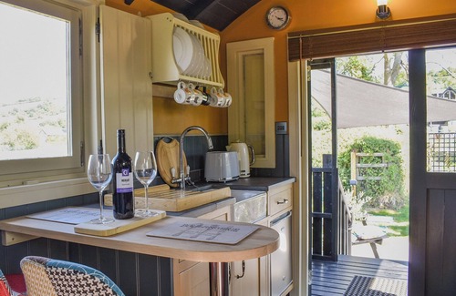 Ibberton Cabaña | 1 bedroom accommodation in Ibberton, Blandford Forum