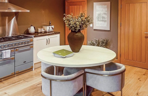 Carnon Downs Chalet De Esquí | 1 bedroom accommodation in Carnon Downs