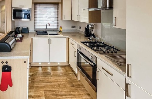 Bumble's Green Cabaña | Alojamiento de 1 habitaciones en Sewardstone