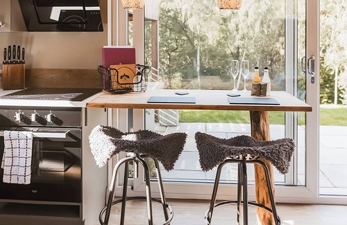 Mochdre Chalet De Esquí | Alojamiento de 1 habitaciones en Mochdre, Newtown