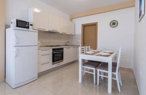 Komarna Apartamento | Increíble apartamento de 1 dormitorio.