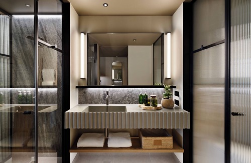 Docklands Hotel | 1 Hotel Melbourne