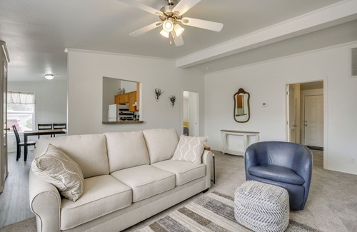 Portales Apartamento | 1 Mi to Main Street: Cozy Retreat in Portales