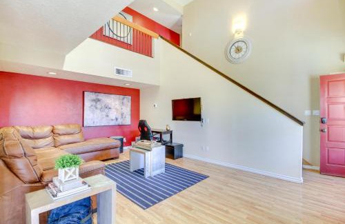 Northeast Heights Casa | 1 Mi to UNM Convenient Albuquerque Townhome!