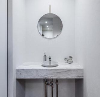 Yahatahigashi Villa | 1 minute from Fukuoka Hachimangū Station! Luxury Private Villa Pool, Golf, Sauna