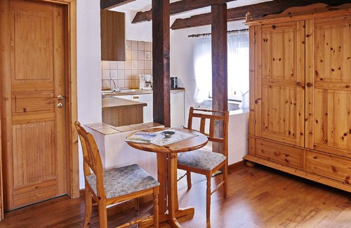 Tinnum Cabaña | 1-room apartment no. 1 - Pension Froeschel