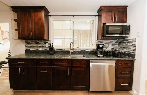 East San Jose Casa | 10 Guests 5BR 3BA 2000SQFT Luxury/Sport/Gym