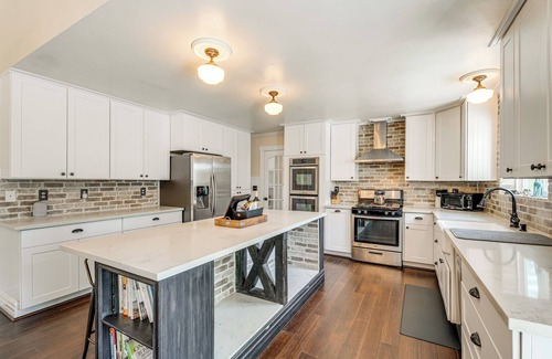 Placerville Casa | 10 Mi to Folsom Lake: Tranquil Family Getaway