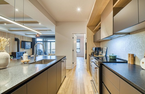 Mont-Tremblant Complejo | 102 Verbier Building 7 - Alpinhaus